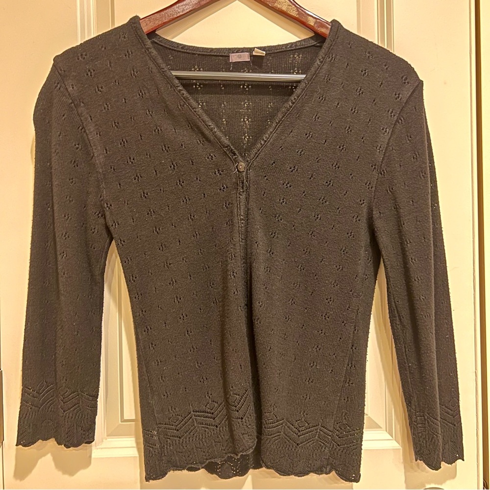 Vintage 1990s Urban Outfitters black eyelet flyaway 3/4 sleeve boho cardigan